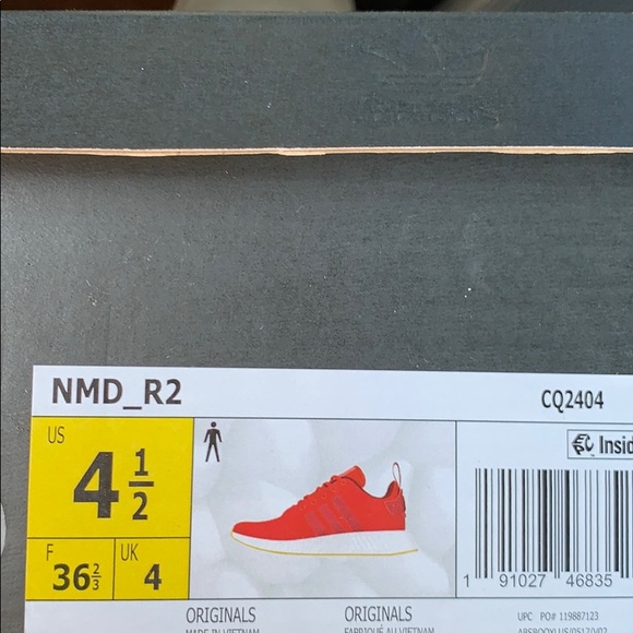 New sz 6 women’s NMD with box men’s sz 4.5 - Picture 5 of 6
